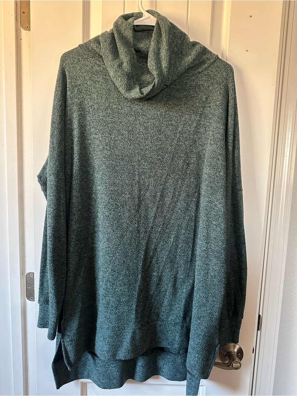 ⭐️5/$25⭐️ Zenana Soft Knit Green Cowl Neck Women's Tunic Sweater